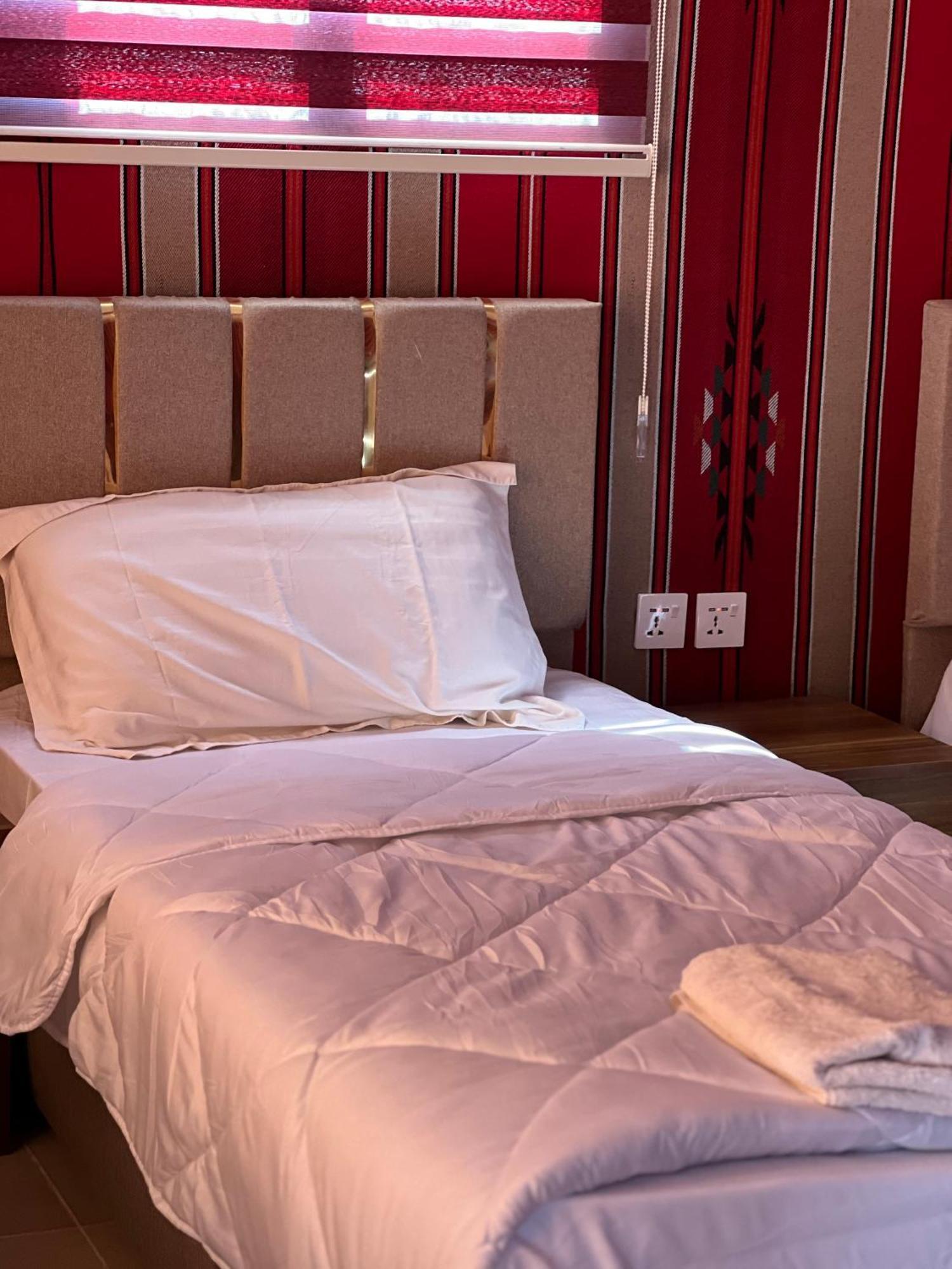 Rum Royal Flower Luxury Camp Ουάντι Ραμ Εξωτερικό φωτογραφία